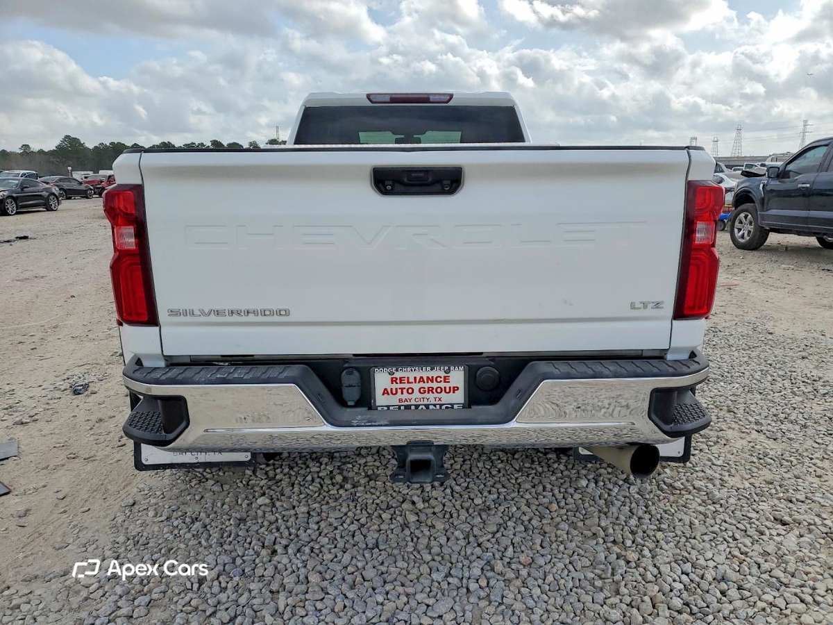Chevrolet Silverado 2022