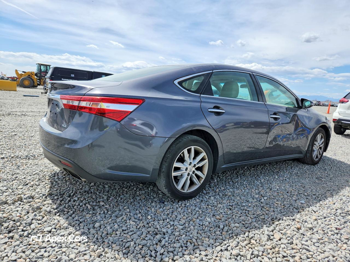 Toyota Avalon 2013