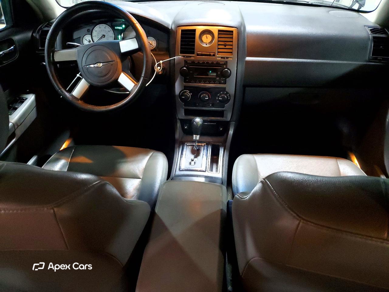 Chrysler 300 2005