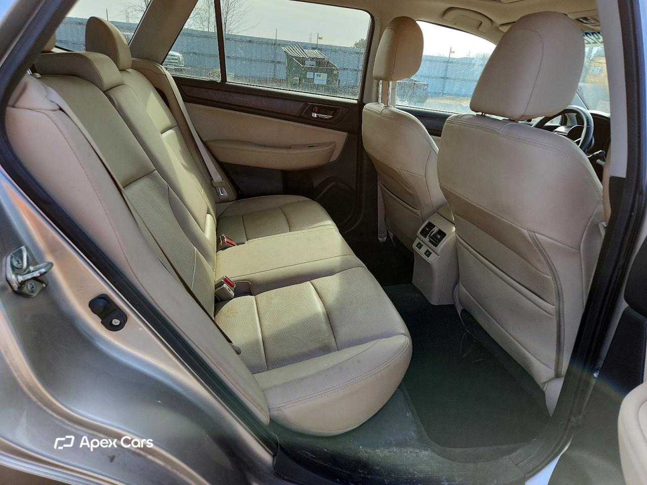 Subaru Outback 2016