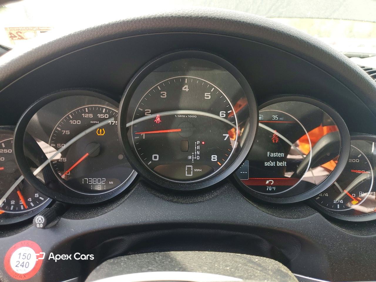Porsche Cayenne 2014