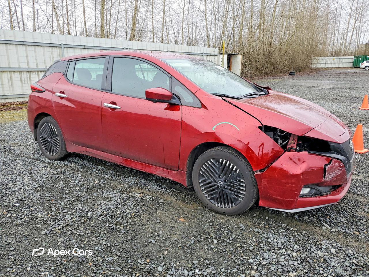 Nissan Leaf 2024
