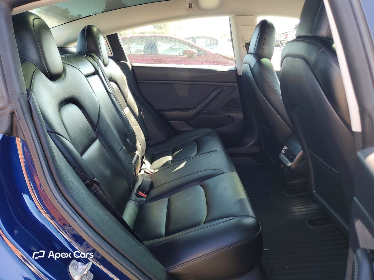 Tesla Model 3 2019
