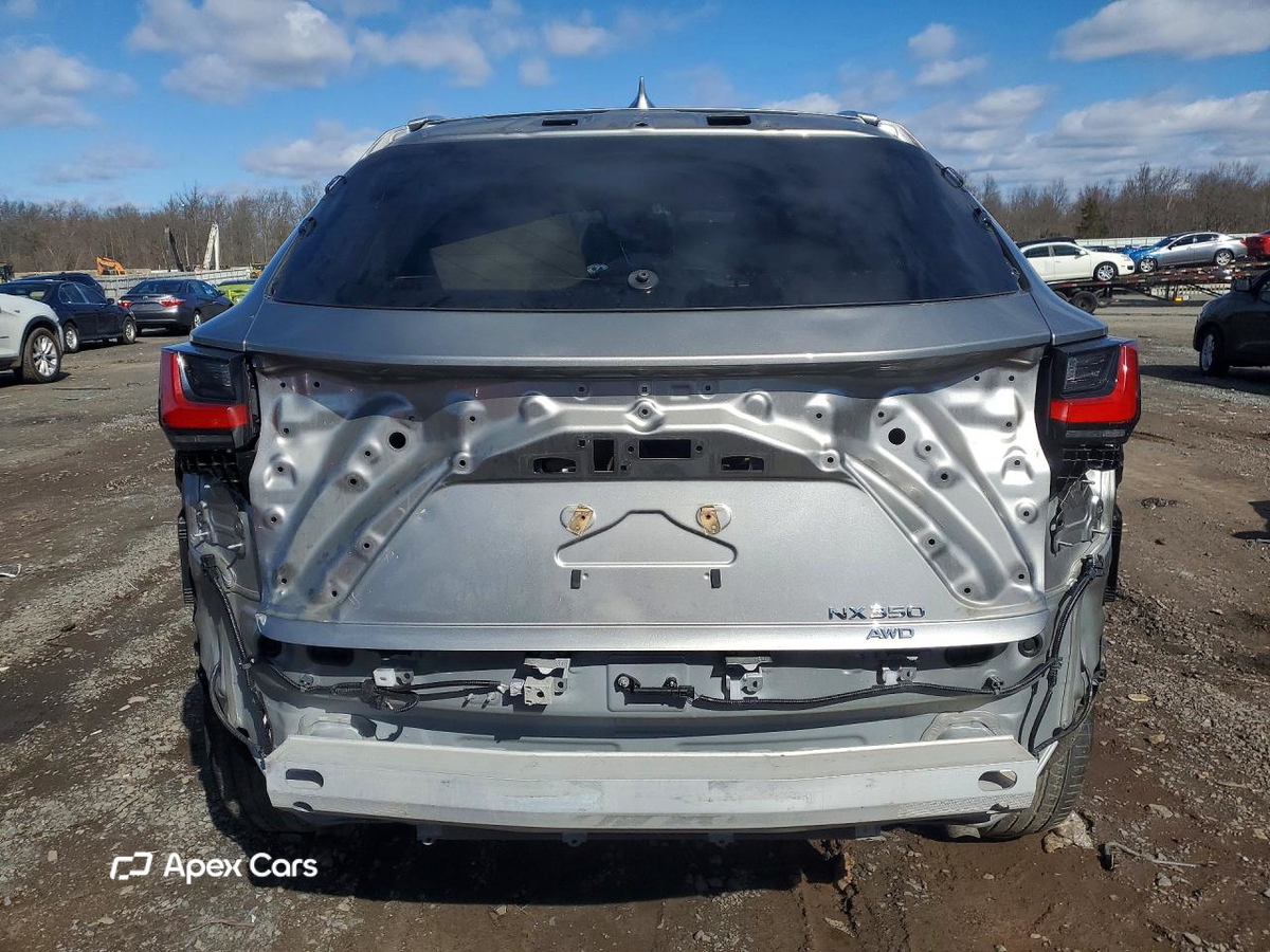Lexus NX 2022