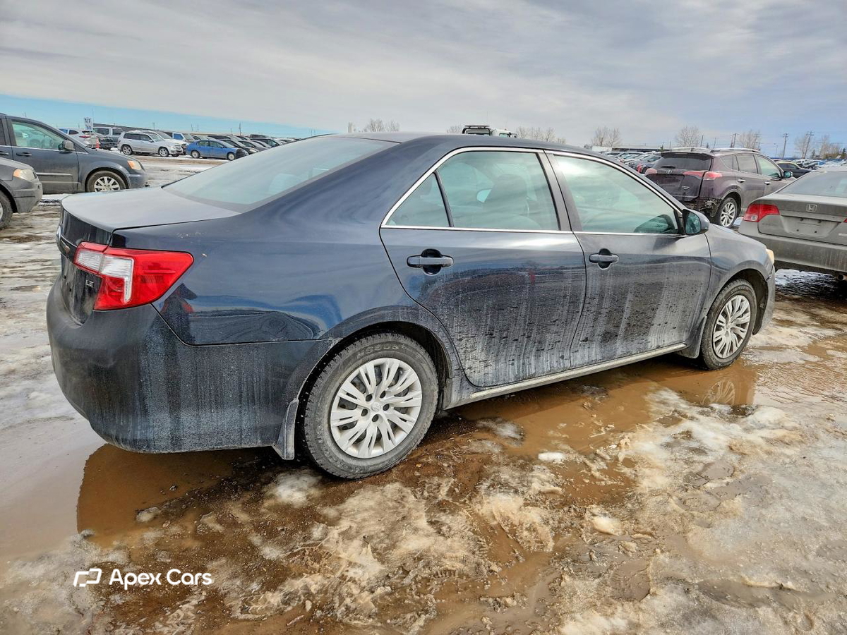 Toyota Camry 2012