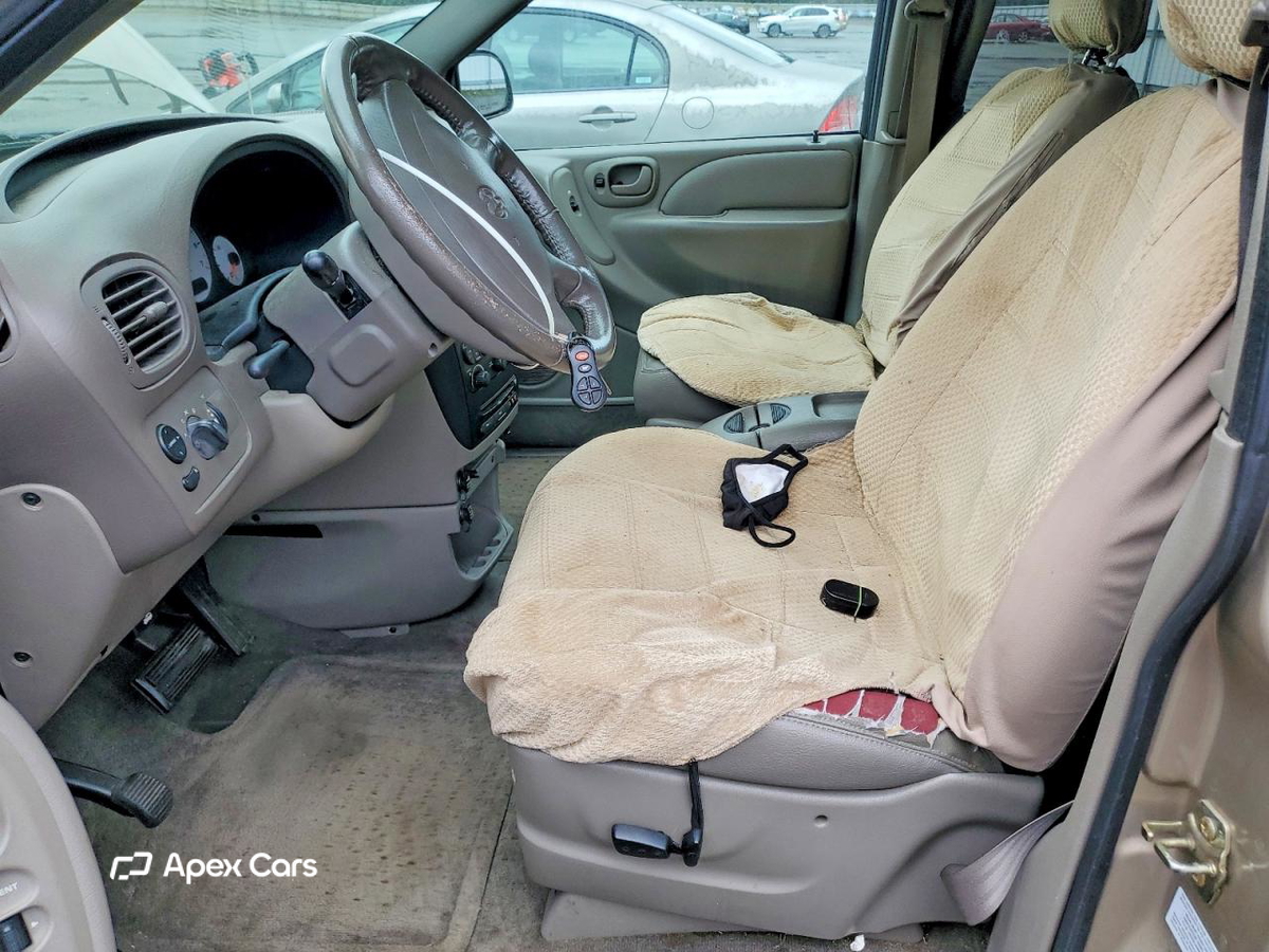 Dodge Caravan 2003