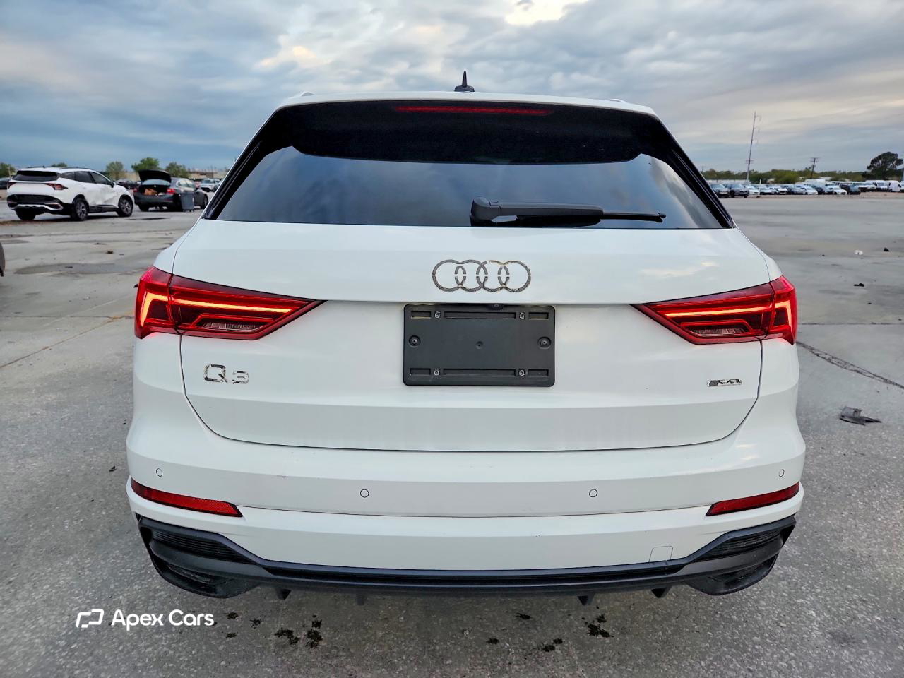 Audi  2021