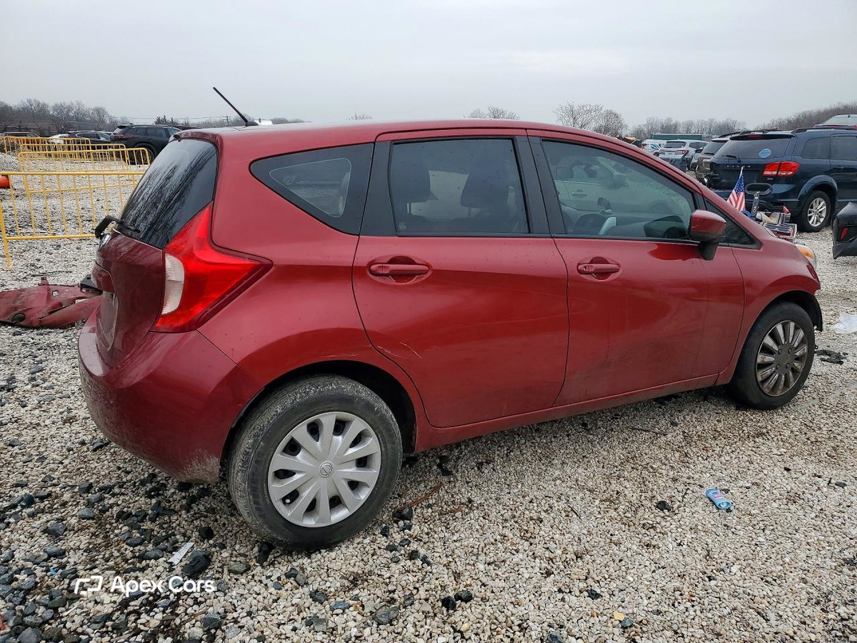Nissan Versa 2016