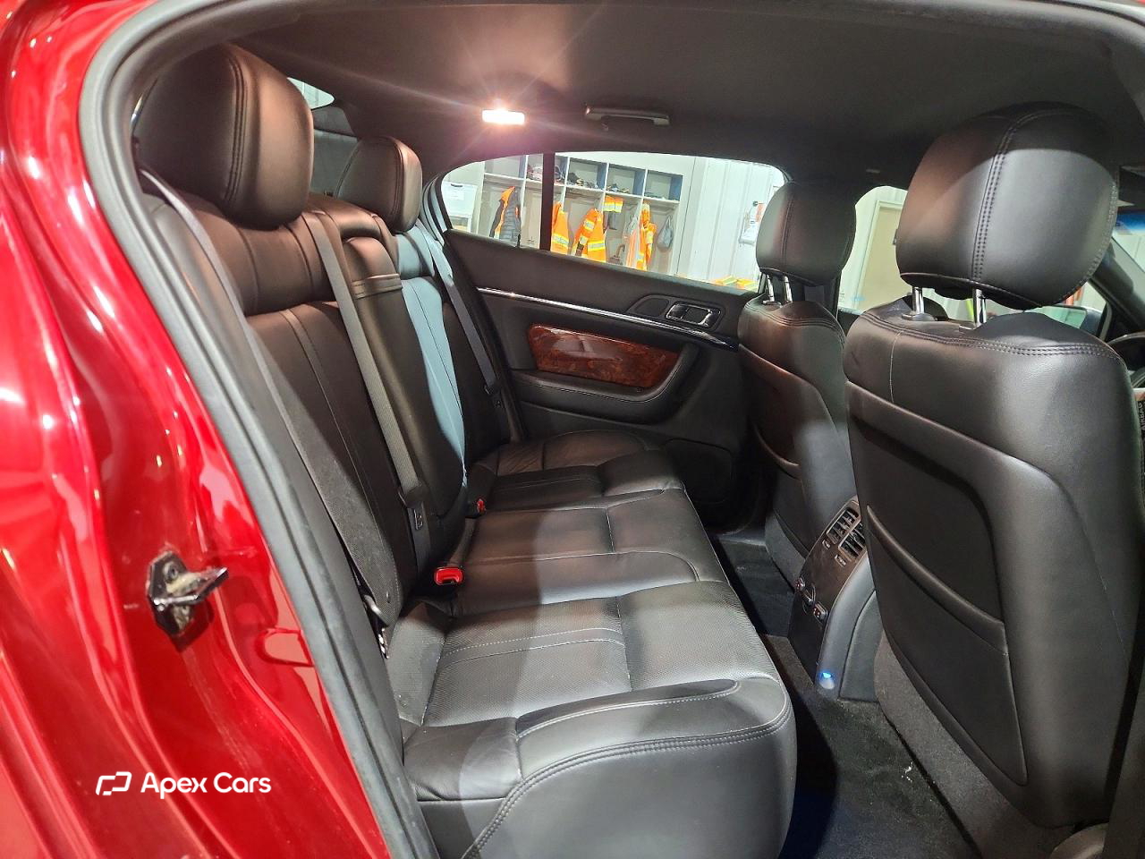 Lincoln MKS 2014
