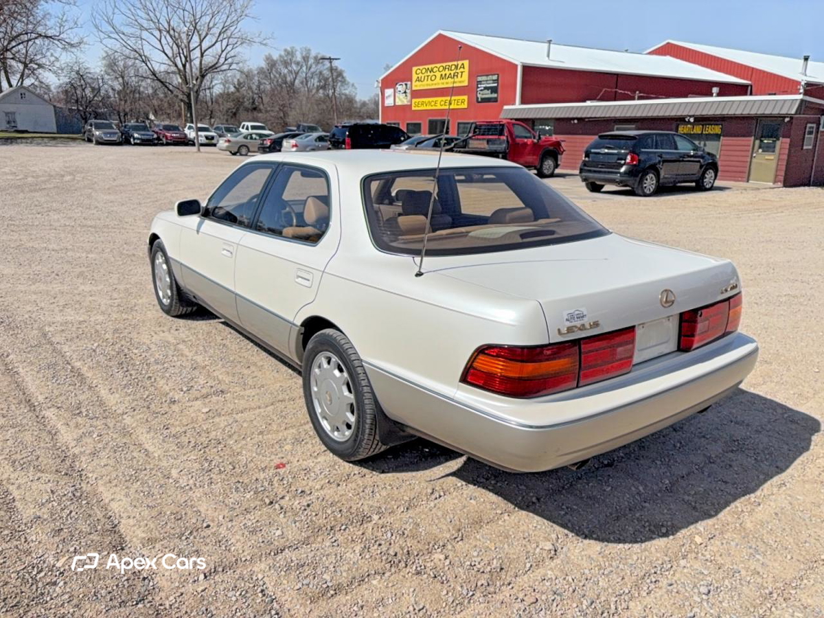Lexus LS 1992