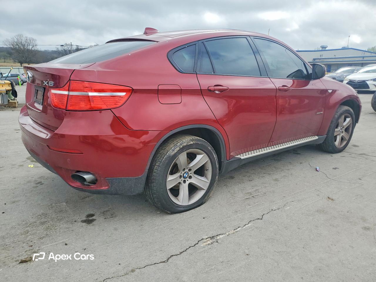 BMW X6 2011