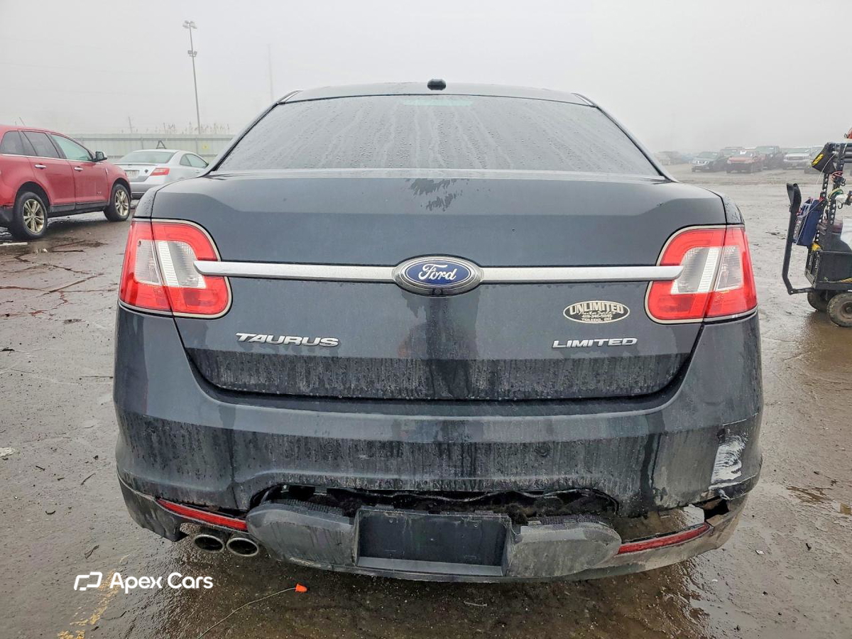Ford Taurus 2011