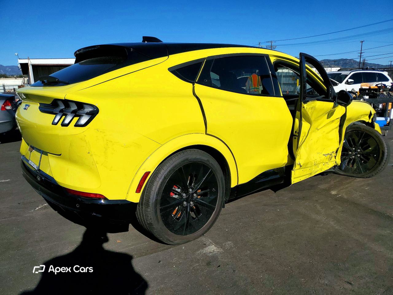Ford Mustang Mach-E 2025