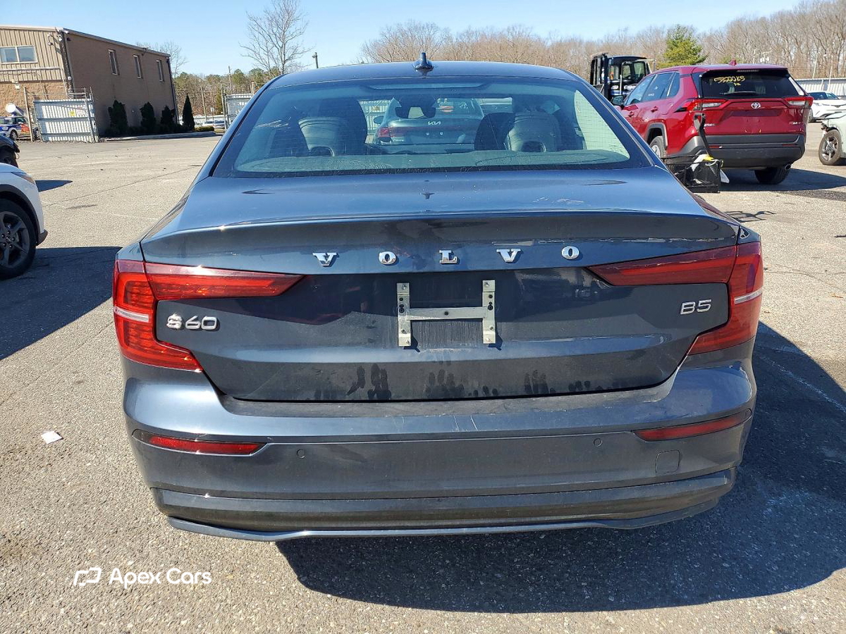 Volvo S60 2024