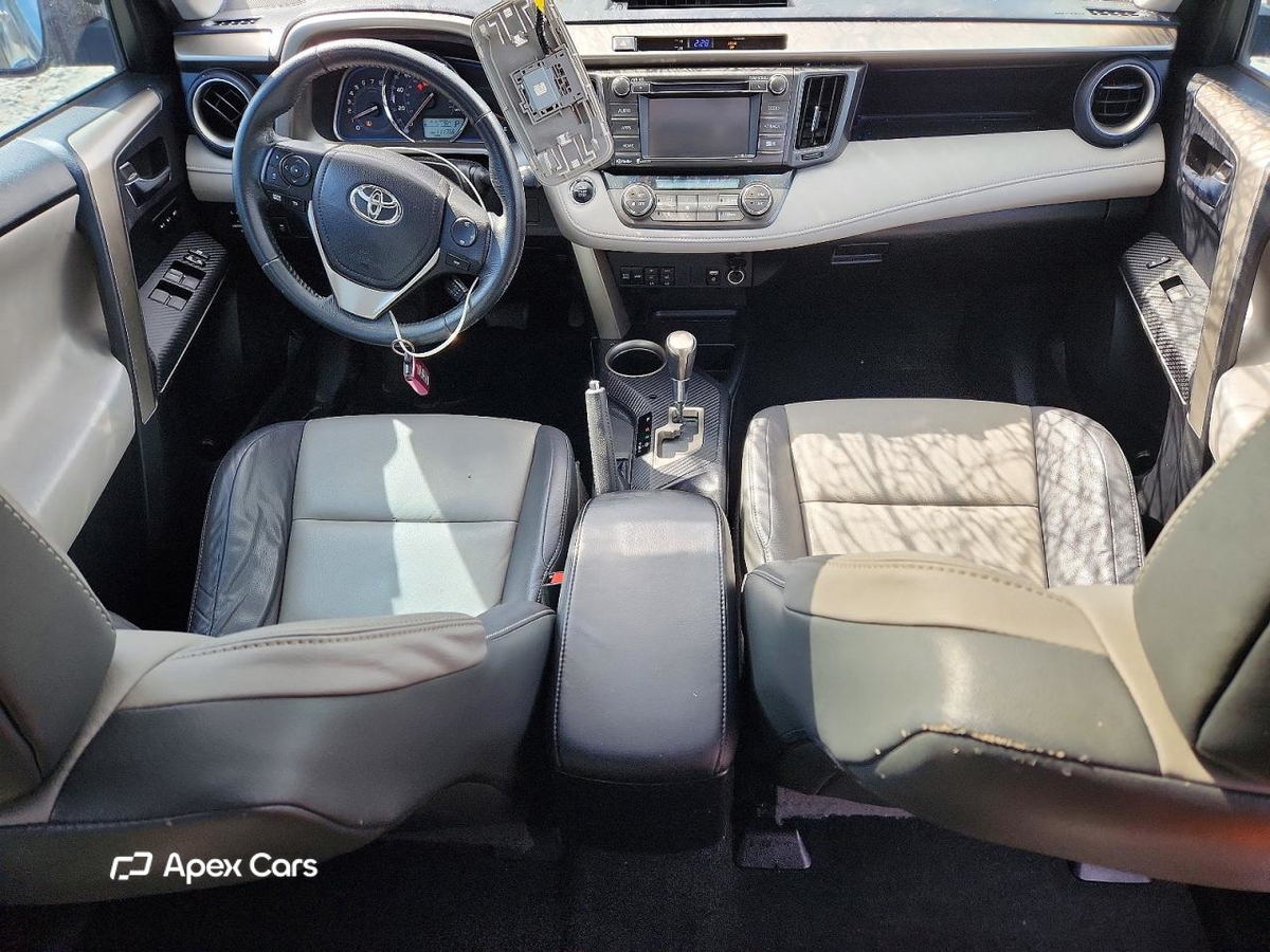 Toyota RAV 4 2015