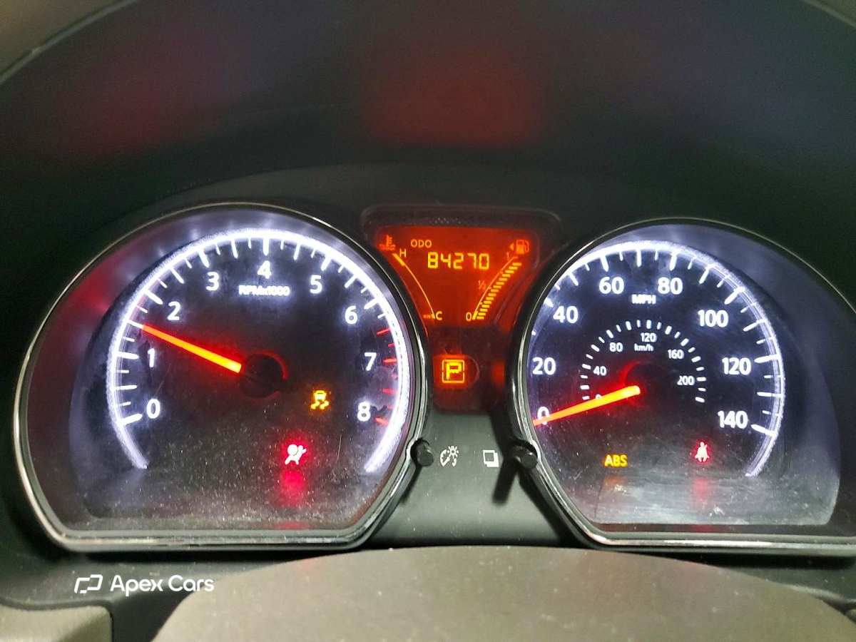 Nissan Versa 2012