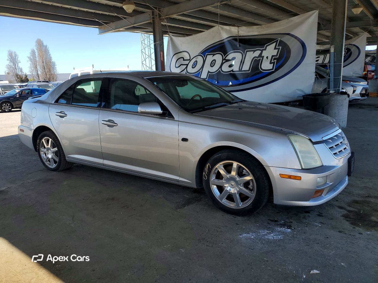 Cadillac STS 2005