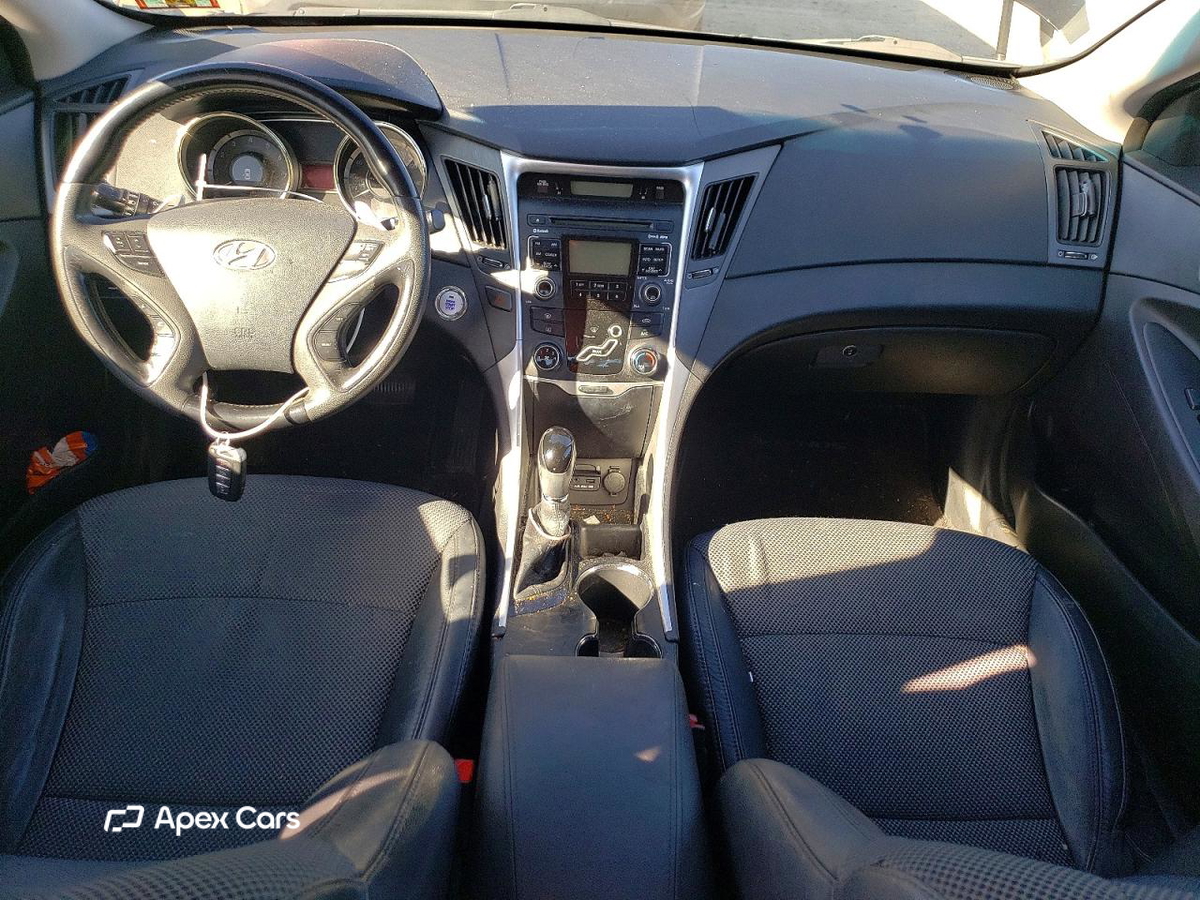 Hyundai Sonata 2011