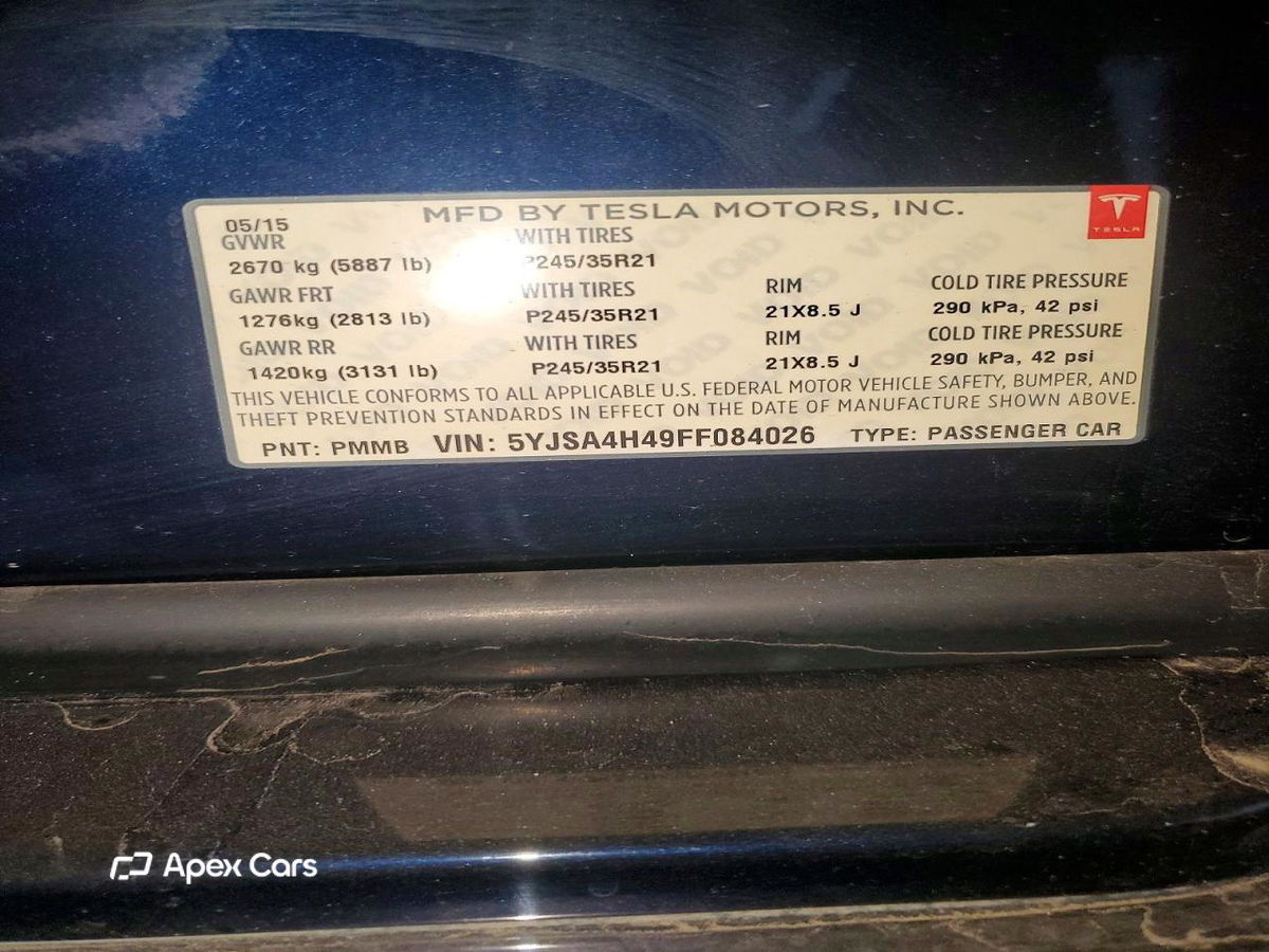 Tesla Model S 2015