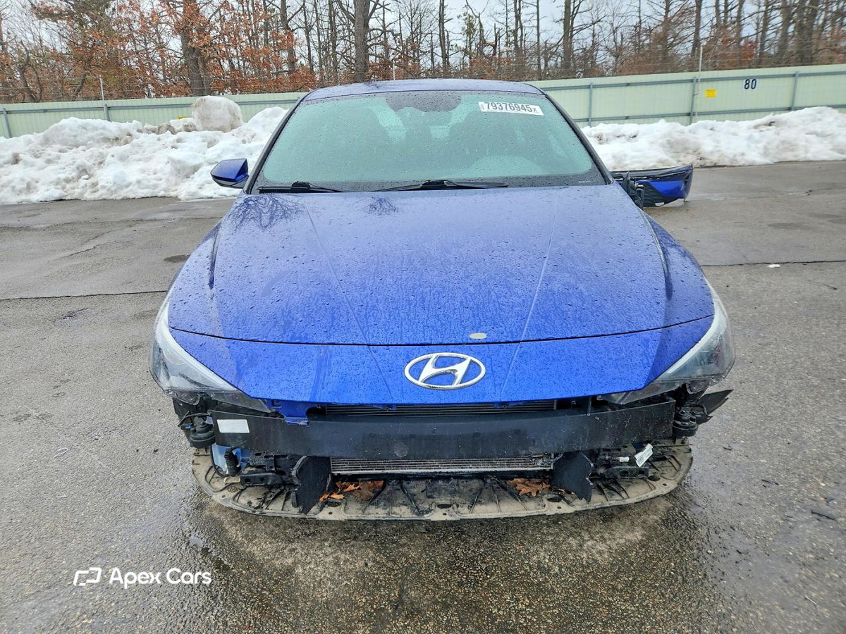 Hyundai Elantra 2021