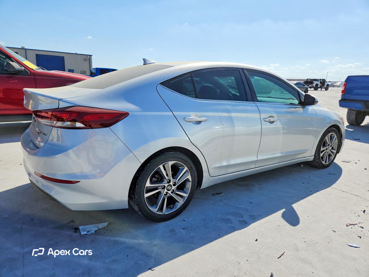 Hyundai Elantra 2018