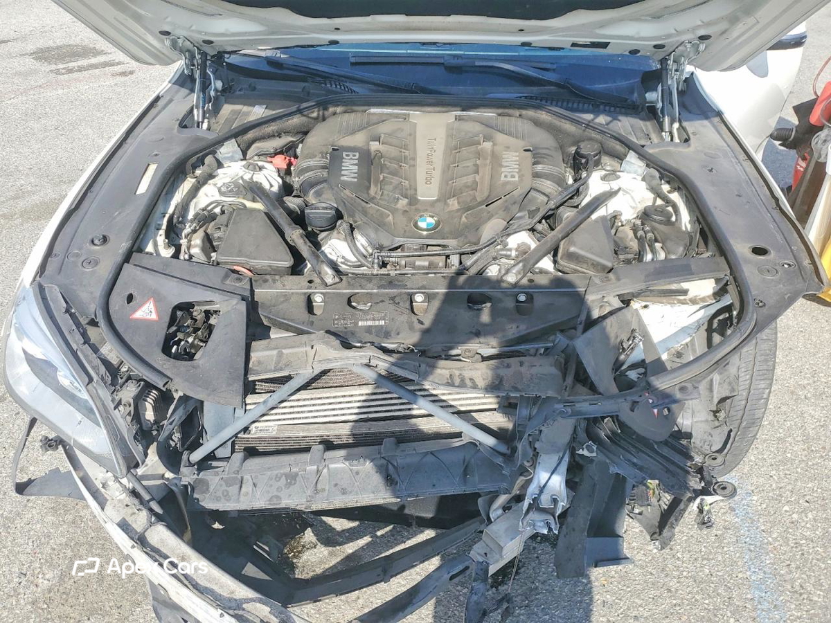 BMW Series 7 2014