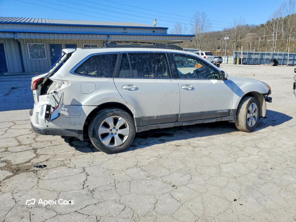 Subaru Outback 2011