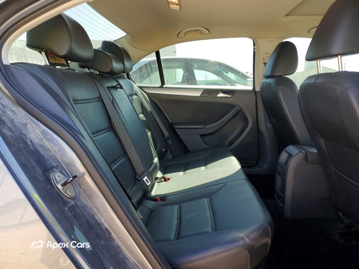 Volkswagen Jetta 2014