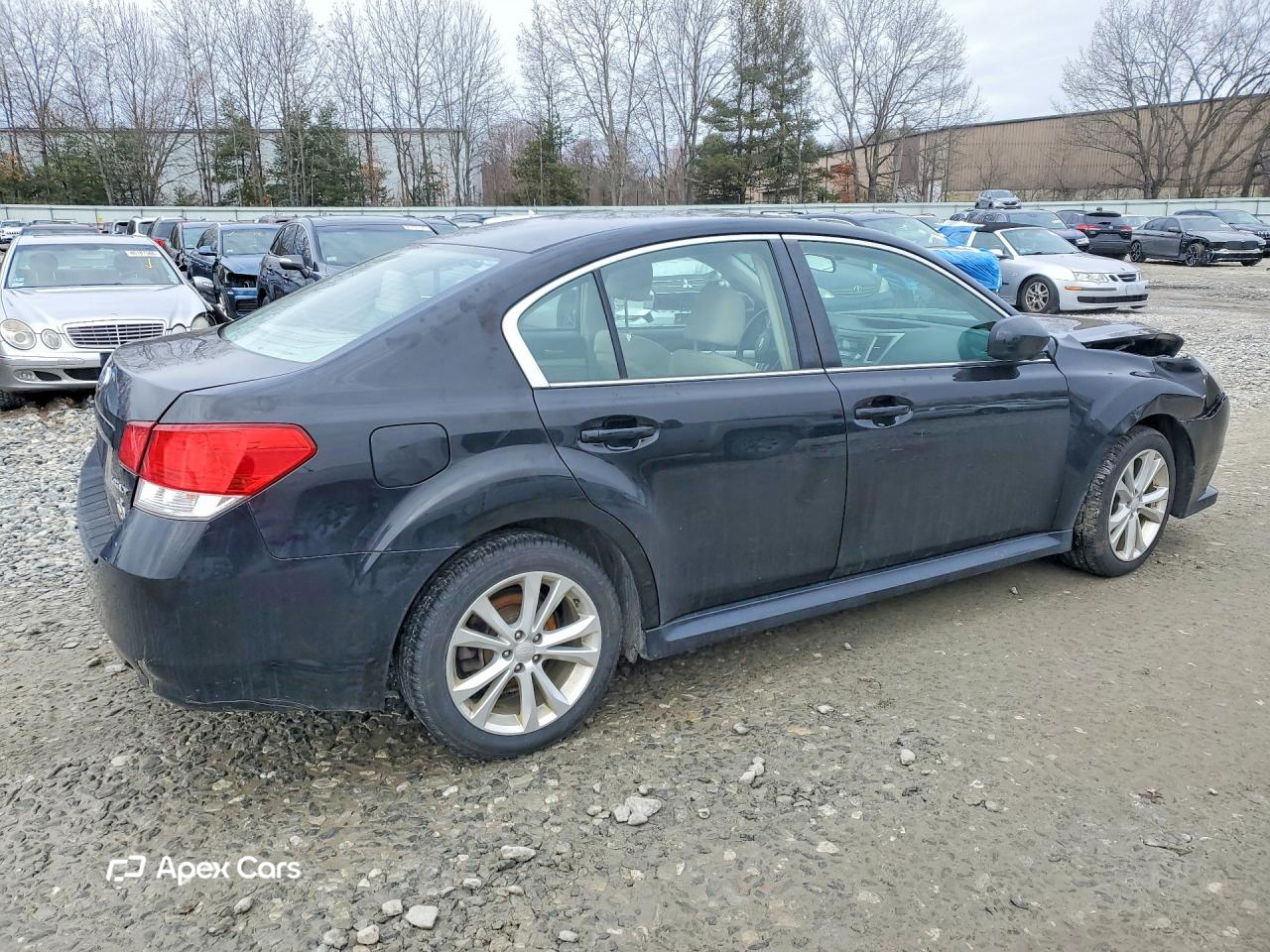 Subaru Legacy 2013