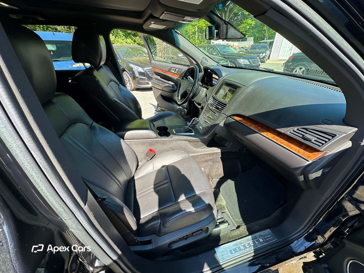 Lincoln MKT 2018