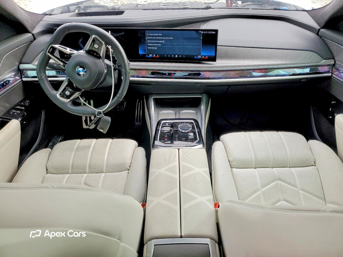 BMW Series 7 2024
