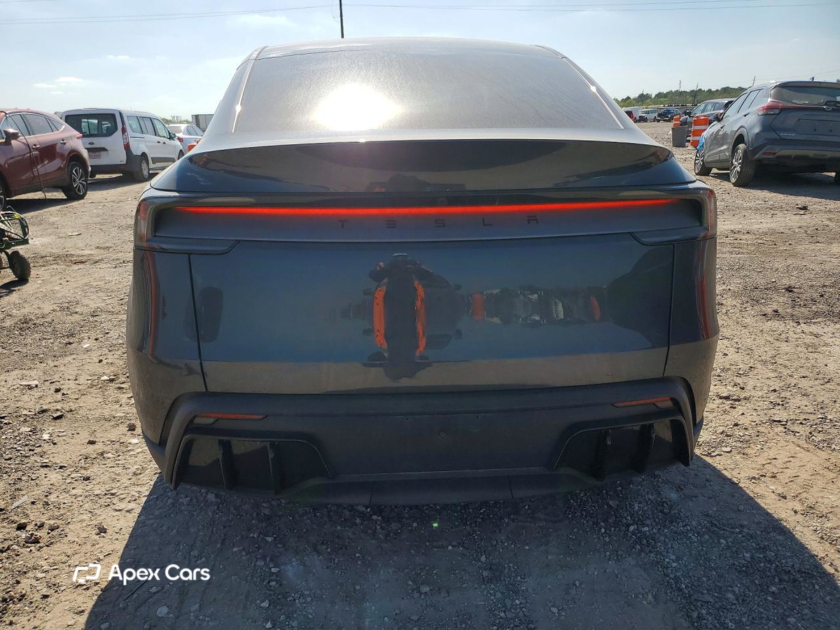 Tesla Model Y 2026