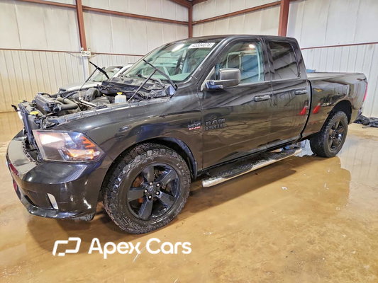 RAM 1500 2015 - Zdjęcie 1 z 14