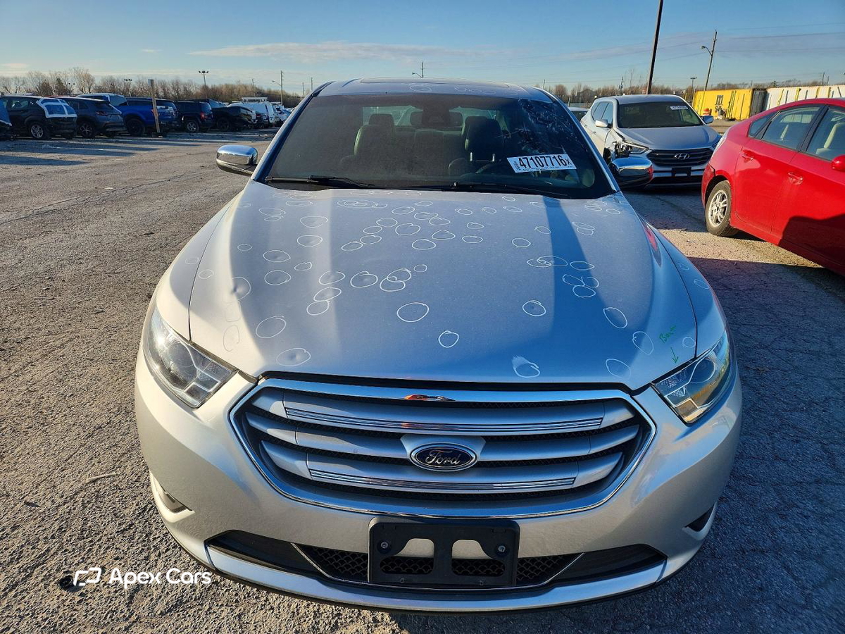 Ford Taurus 2018