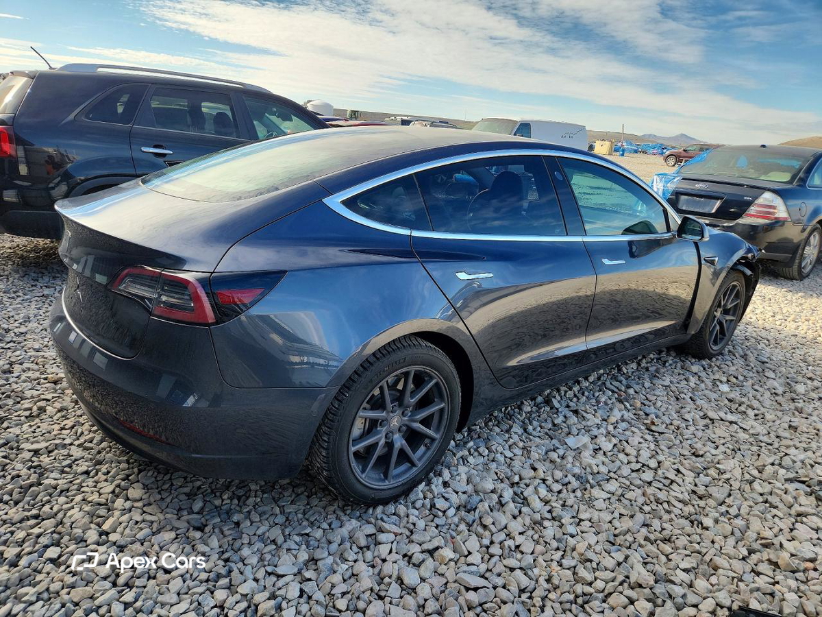 Tesla Model 3 2018