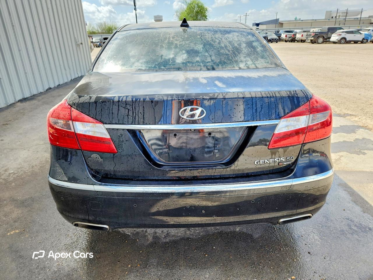 Hyundai Genesis 2014