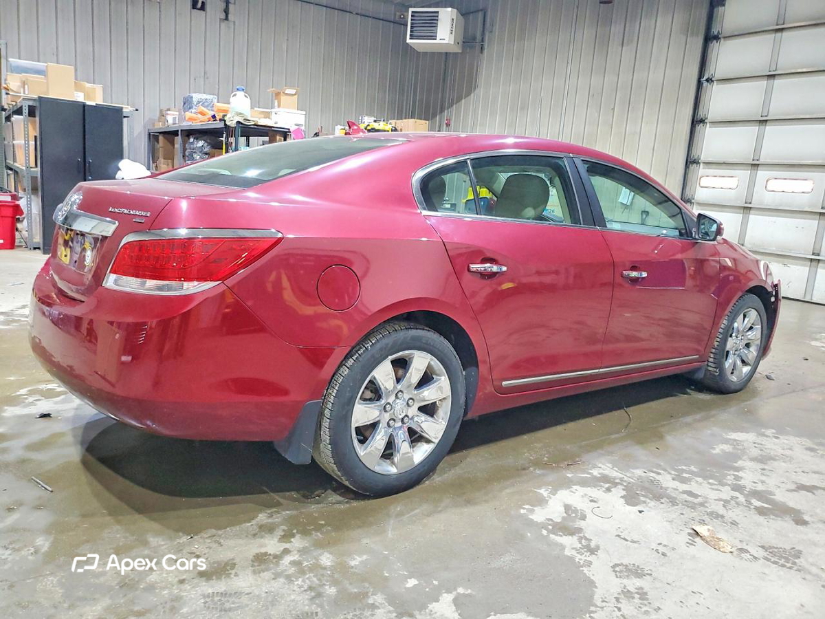 Buick LaCrosse 2011