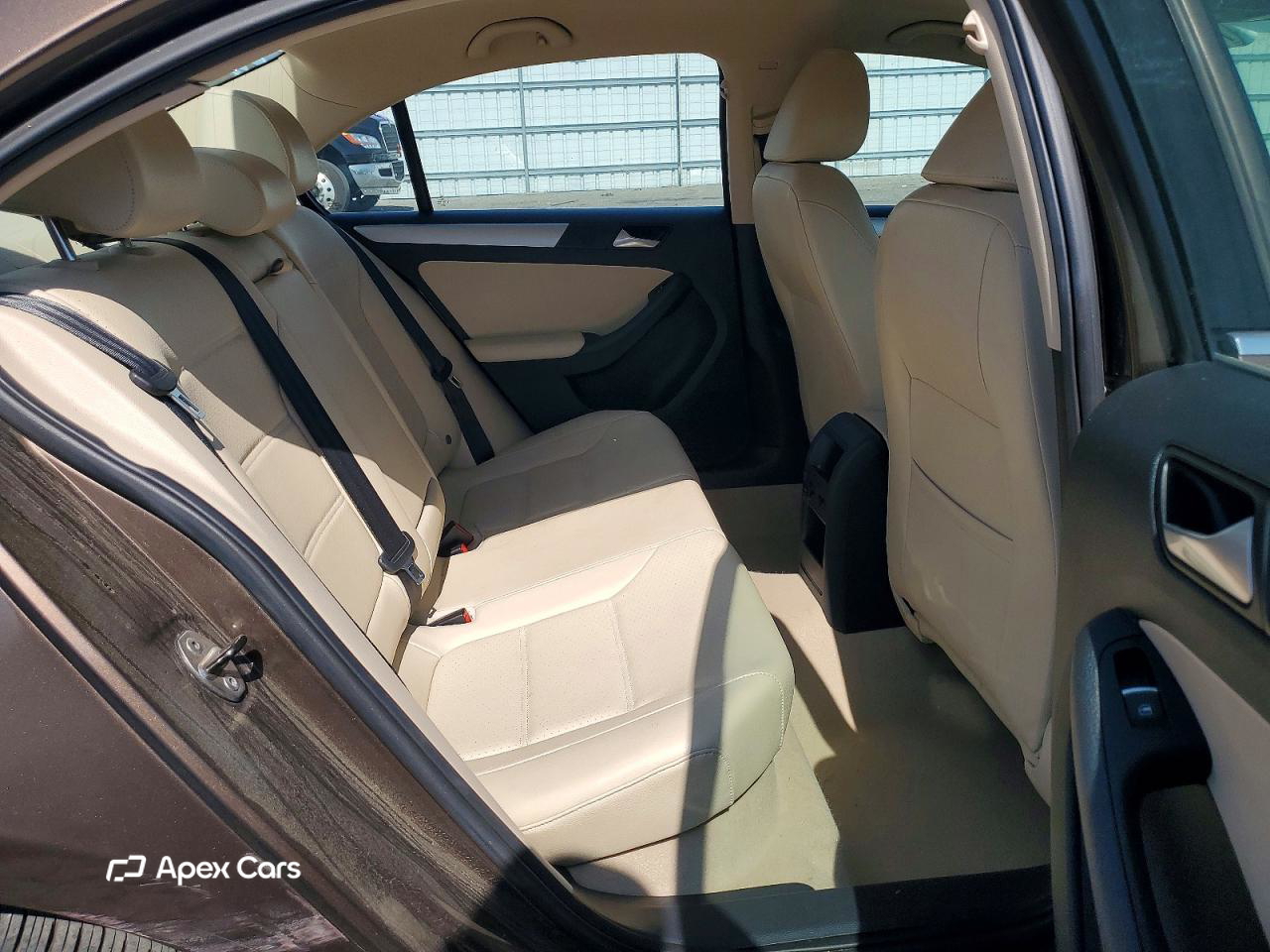 Volkswagen Jetta 2014