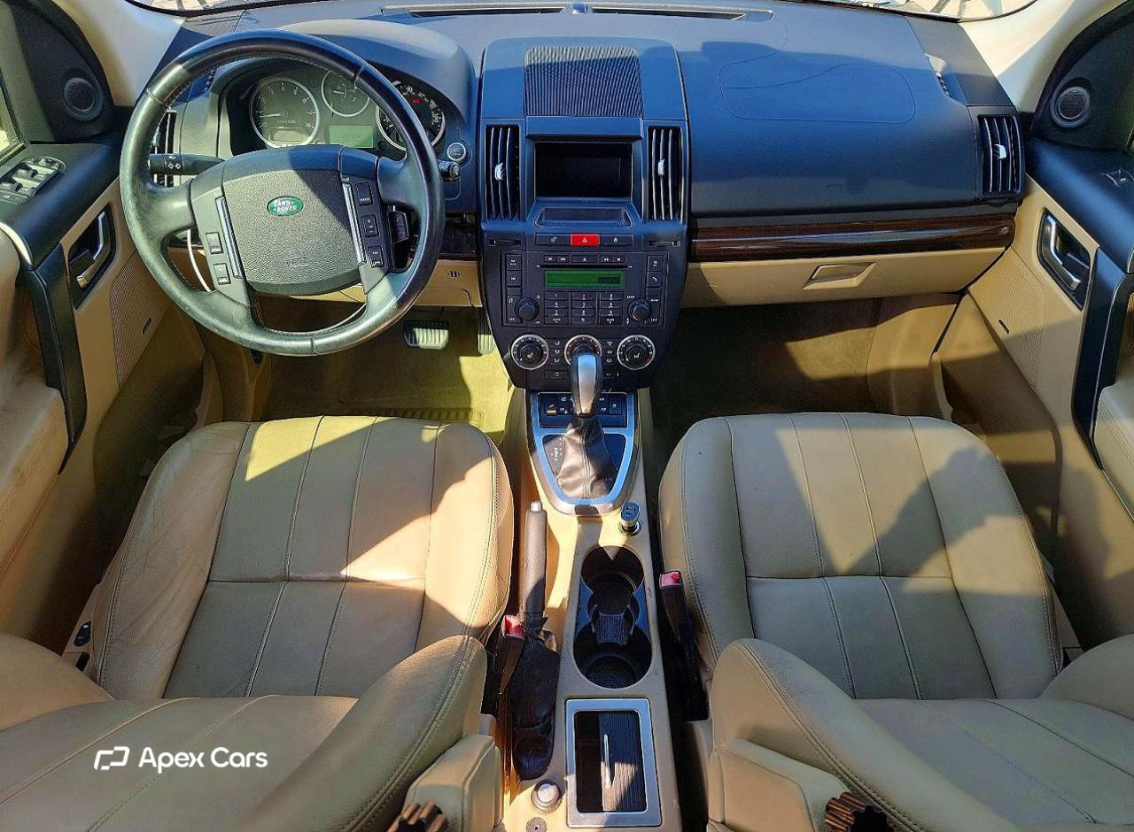Land Rover LR2 2012