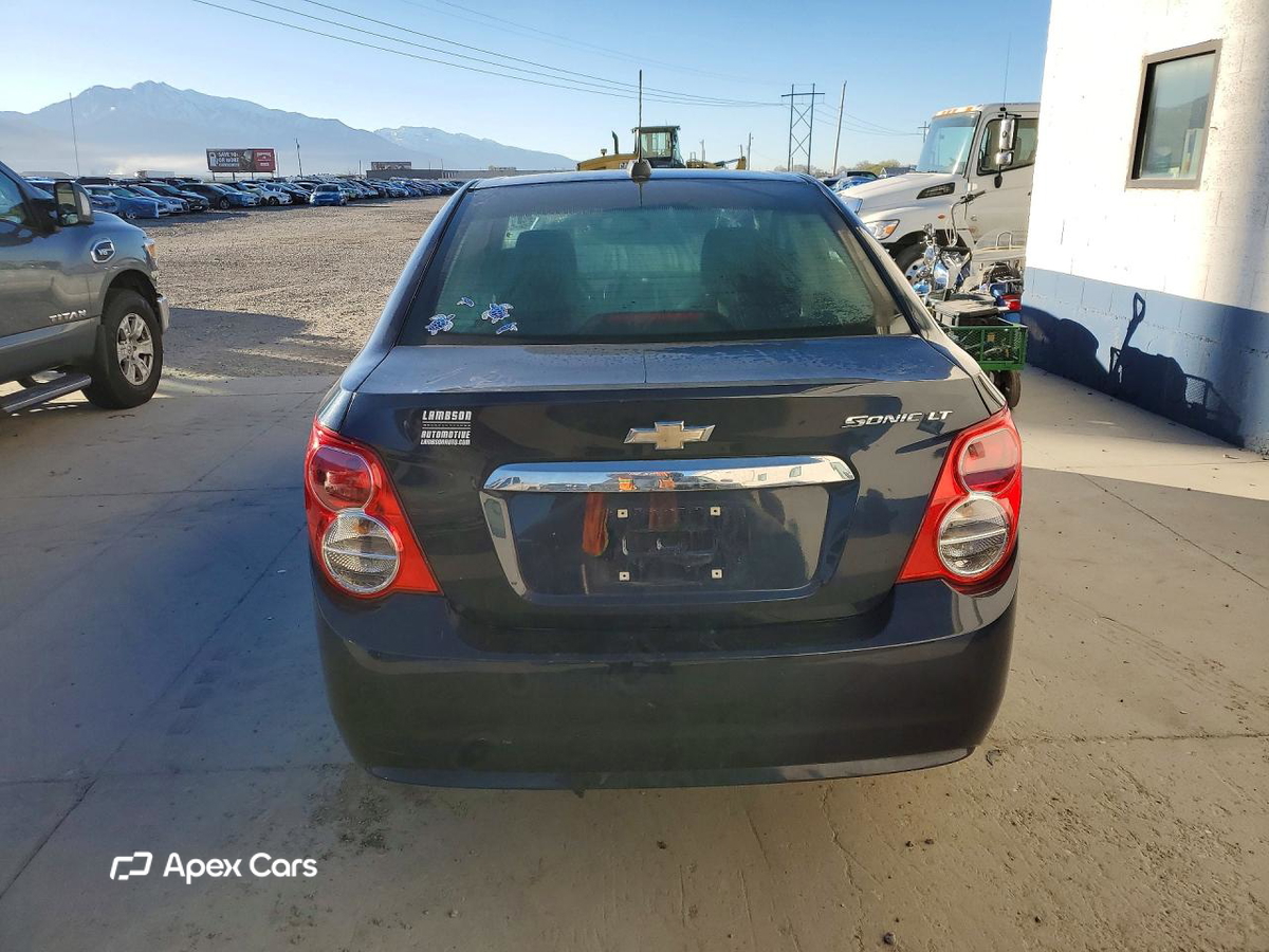 Chevrolet Sonic 2016