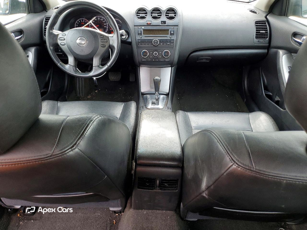 Nissan Altima 2010