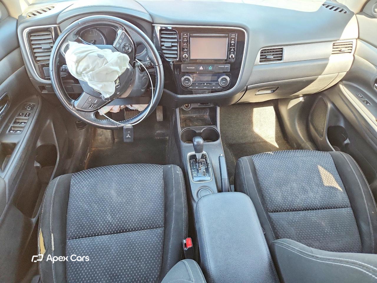 Mitsubishi Outlander 2016