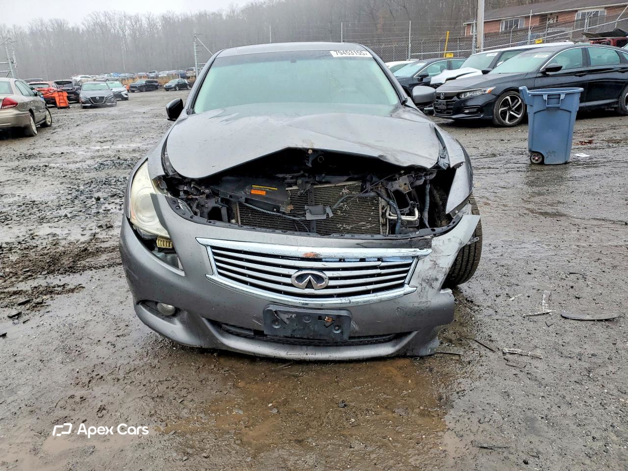 Infiniti  2012