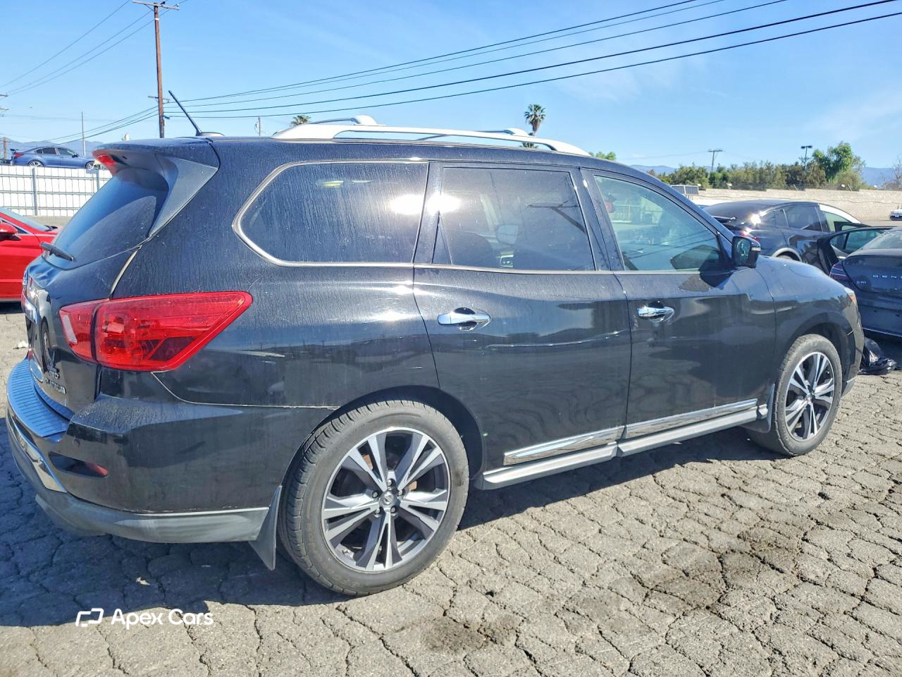 Nissan Pathfinder 2017