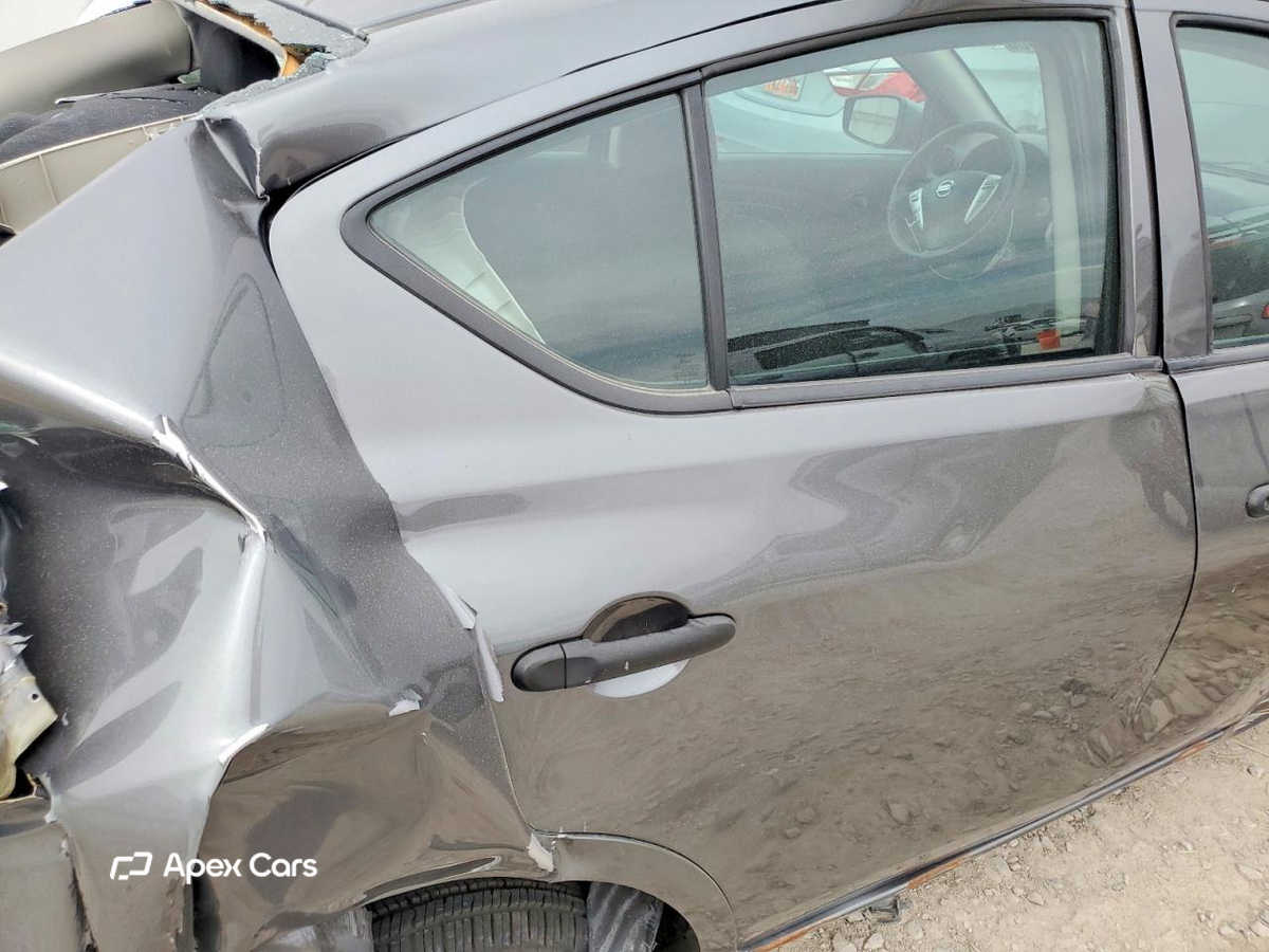 Nissan Versa 2017