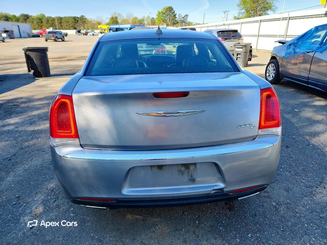 Chrysler 300 2016
