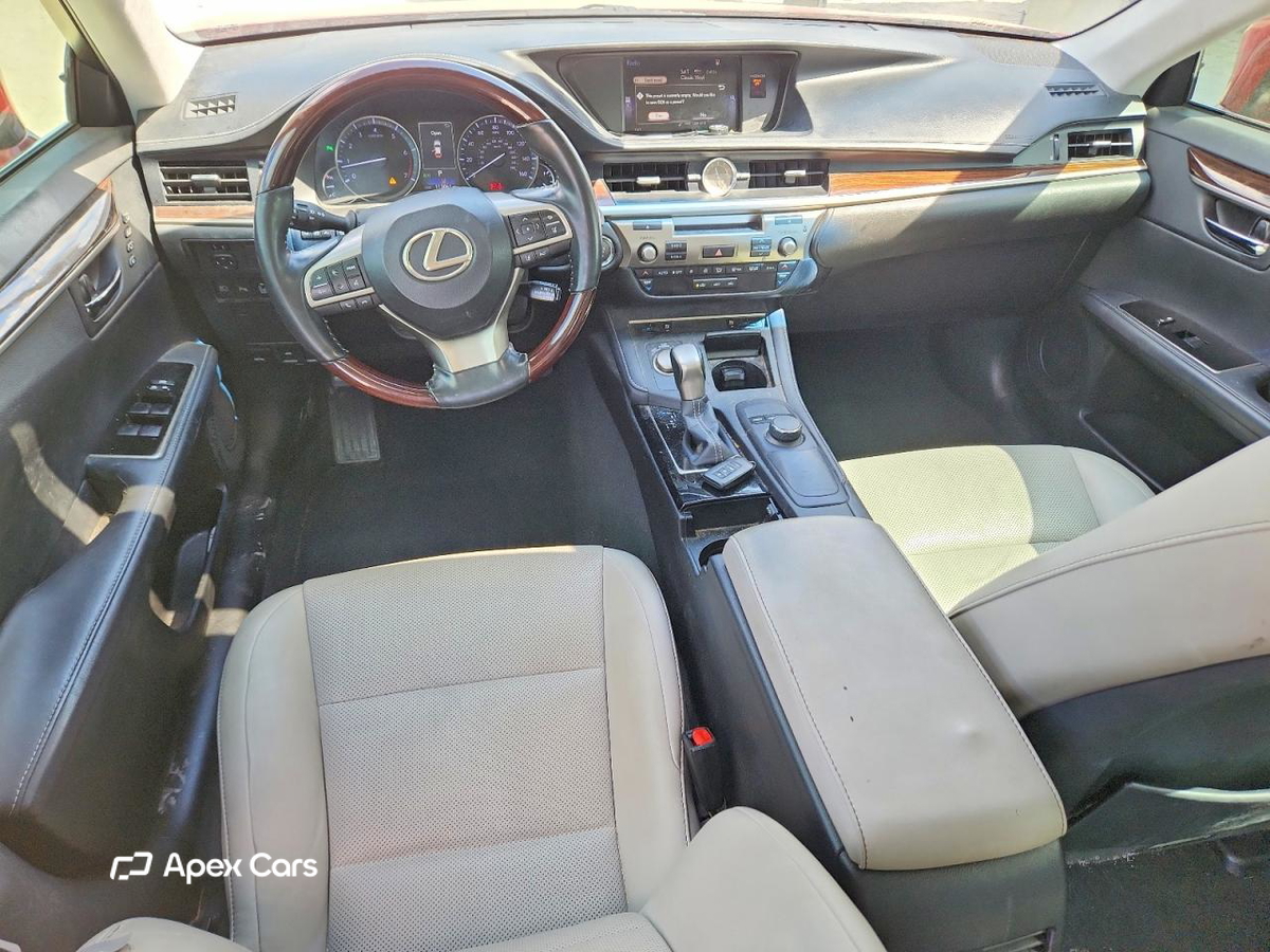 Lexus ES 2017