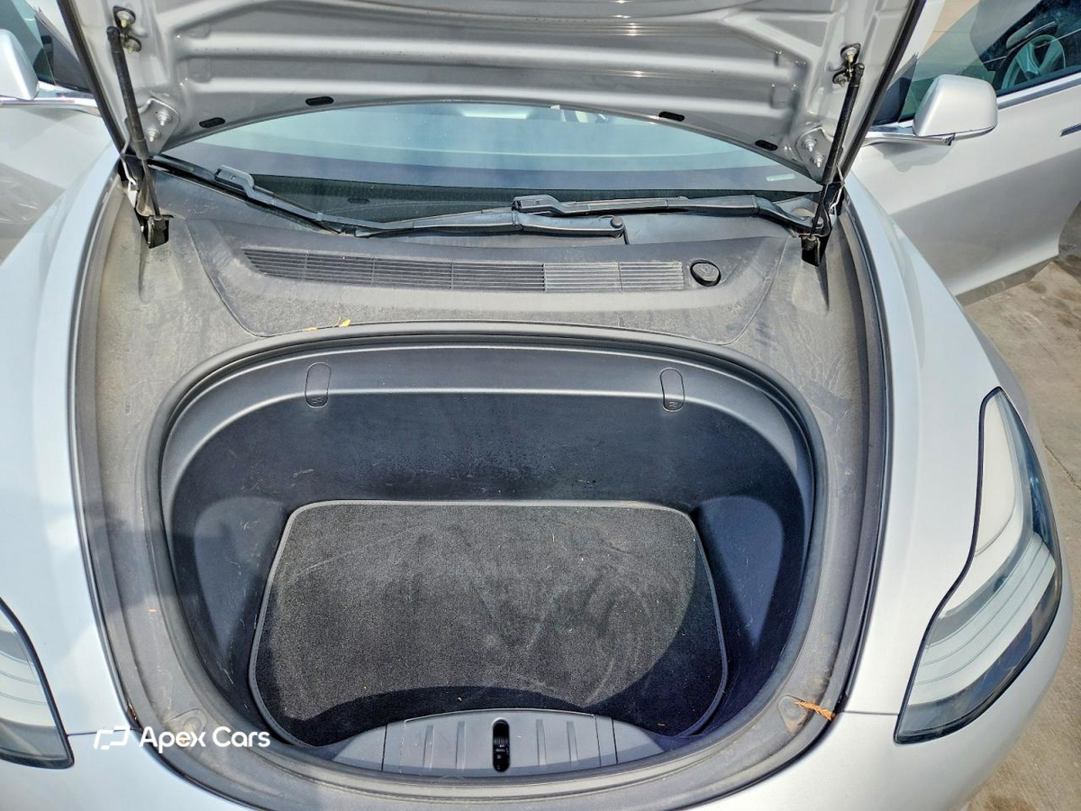 Tesla Model 3 2018