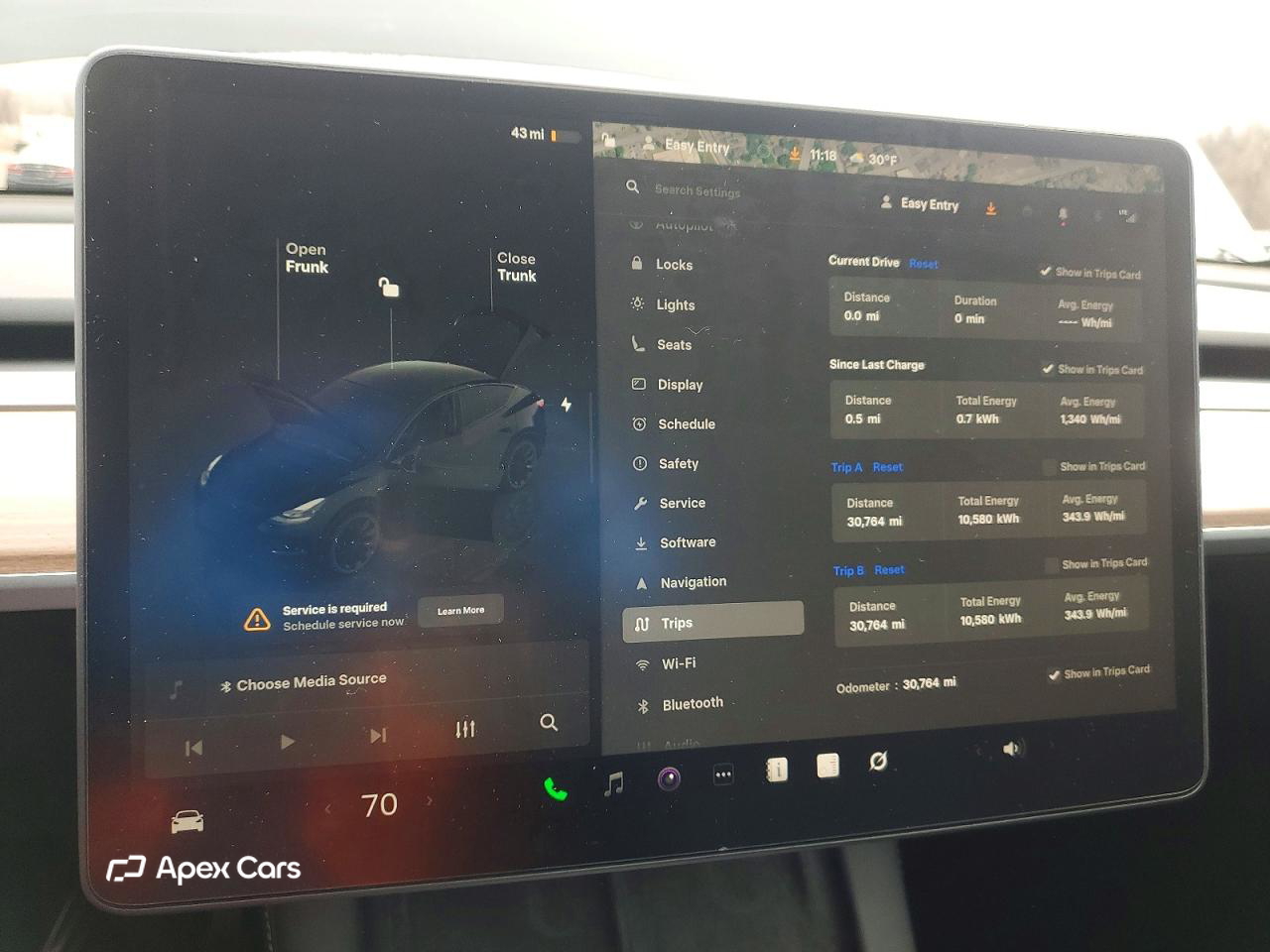 Tesla Model Y 2025