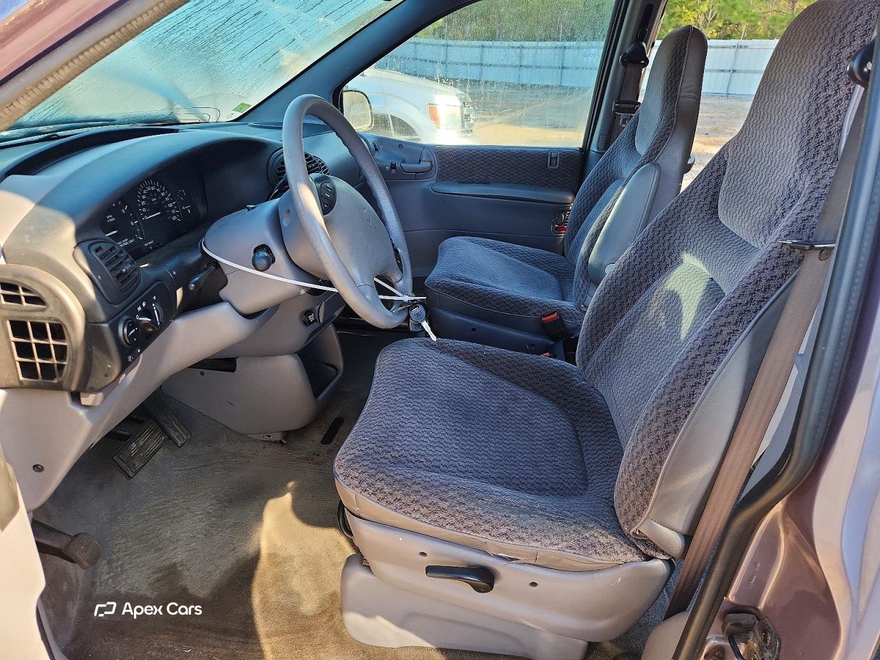 Plymouth Voyager 1998